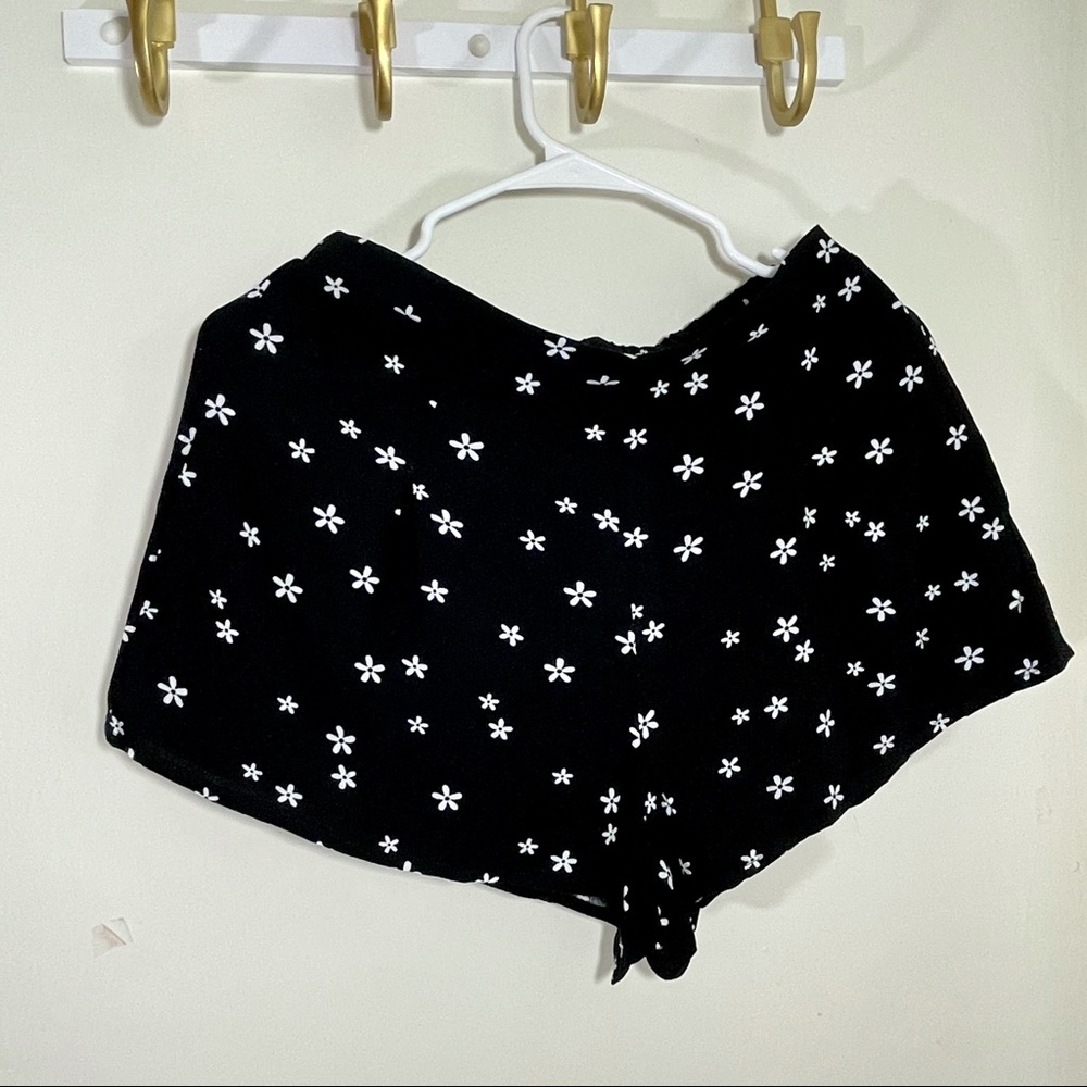 PacSun Floral Side Zip Shorts